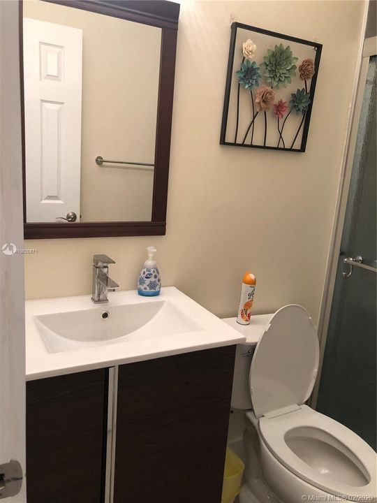 Recently Rented: $750 (1 beds, 1 baths, 1432 Square Feet)