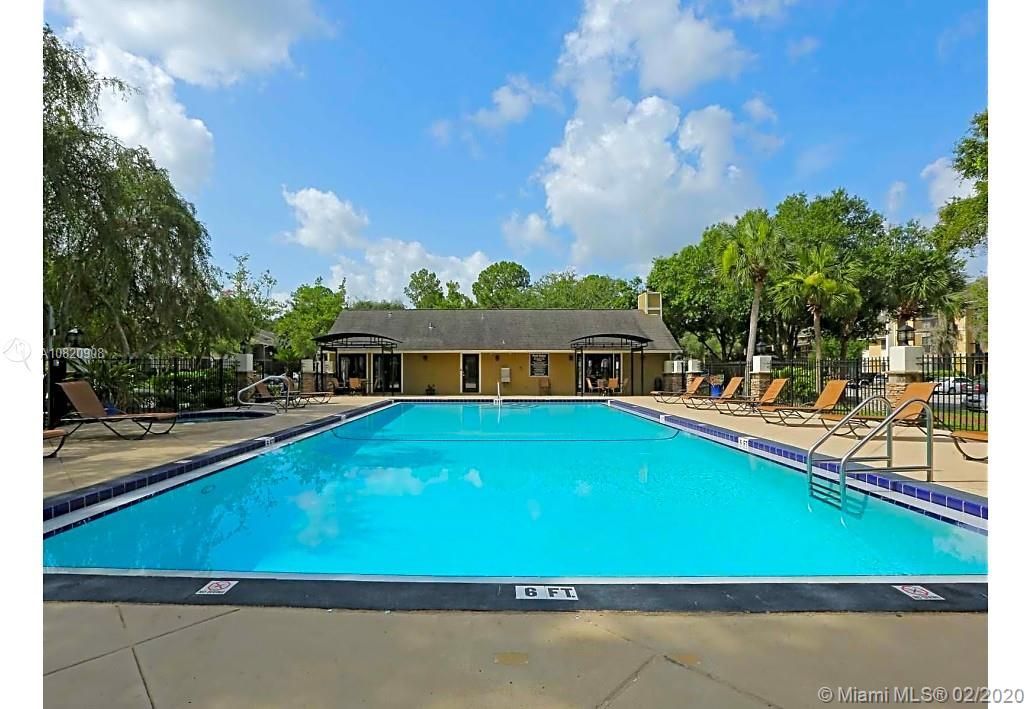 Recently Rented: $1,035 (1 beds, 1 baths, 815 Square Feet)