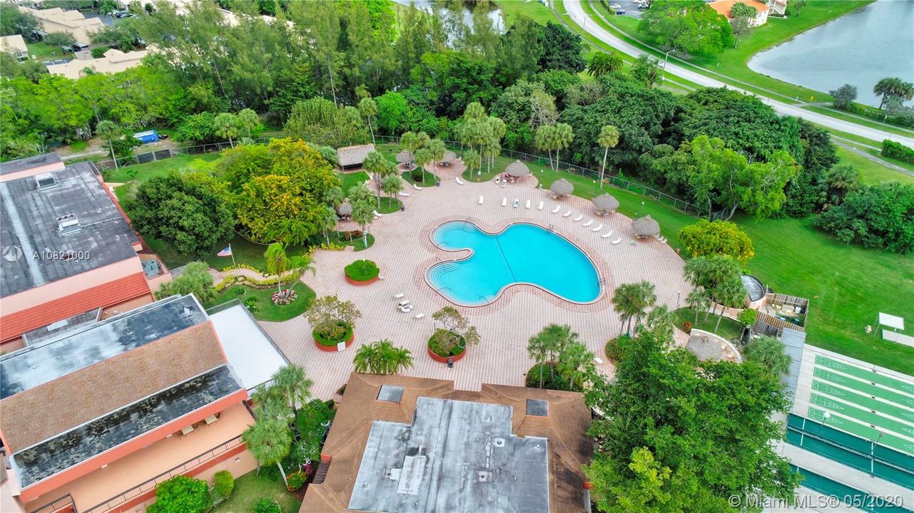 Recently Sold: $49,999 (1 beds, 1 baths, 721 Square Feet)