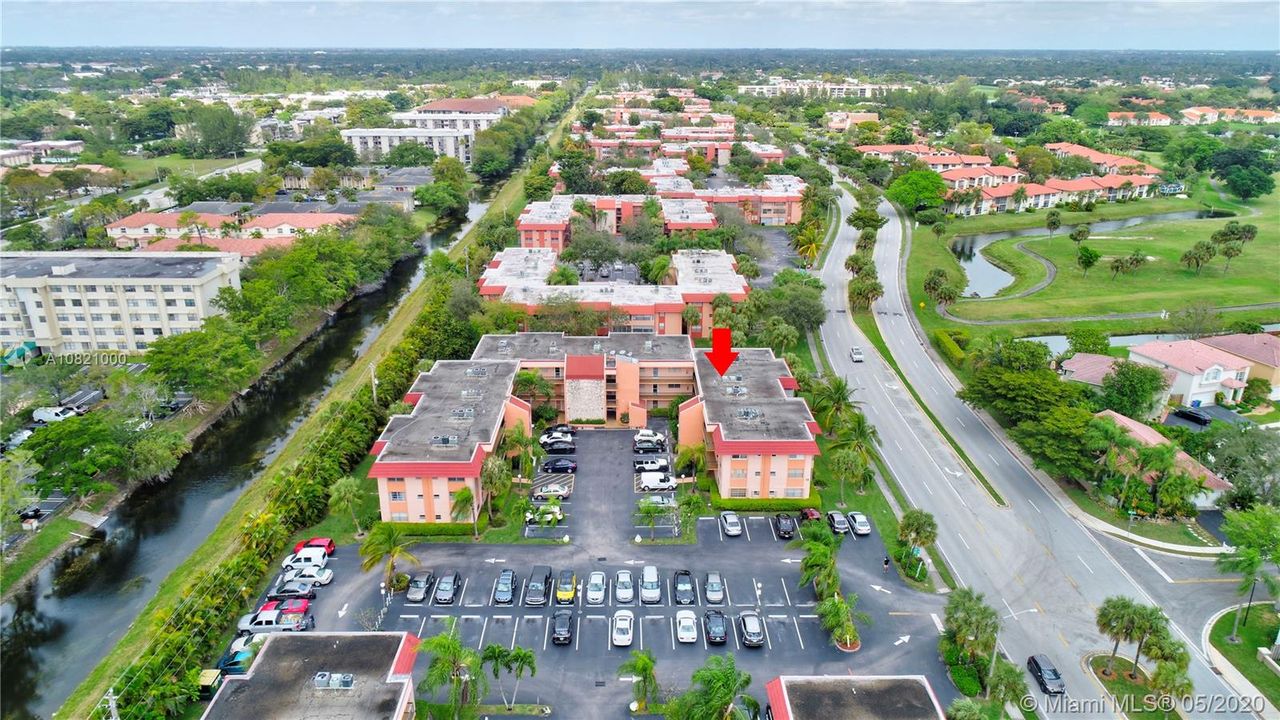 Recently Sold: $49,999 (1 beds, 1 baths, 721 Square Feet)
