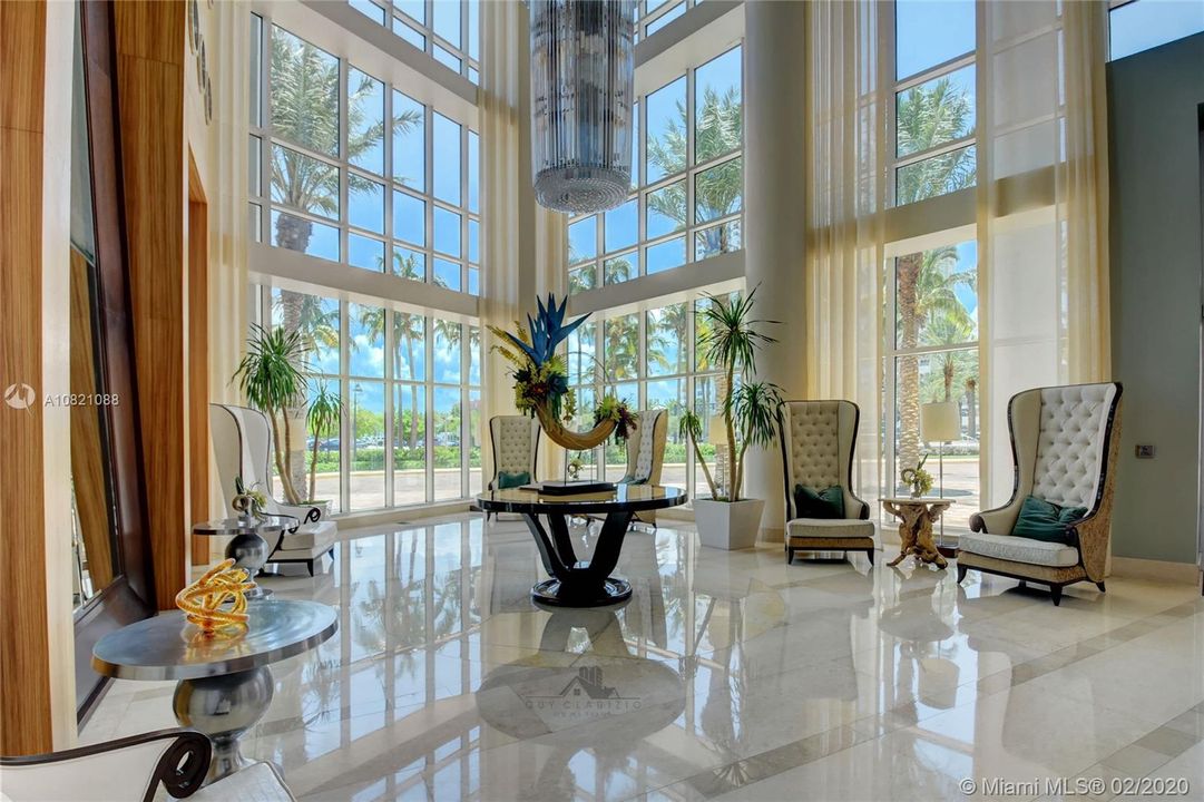 Vendido Recientemente: $959,500 (2 camas, 2 baños, 1478 Pies cuadrados)