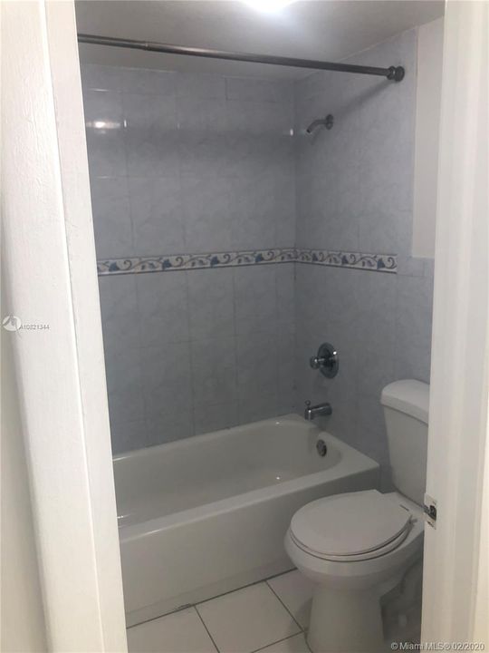 Vendido Recientemente: $148,000 (2 camas, 1 baños, 867 Pies cuadrados)