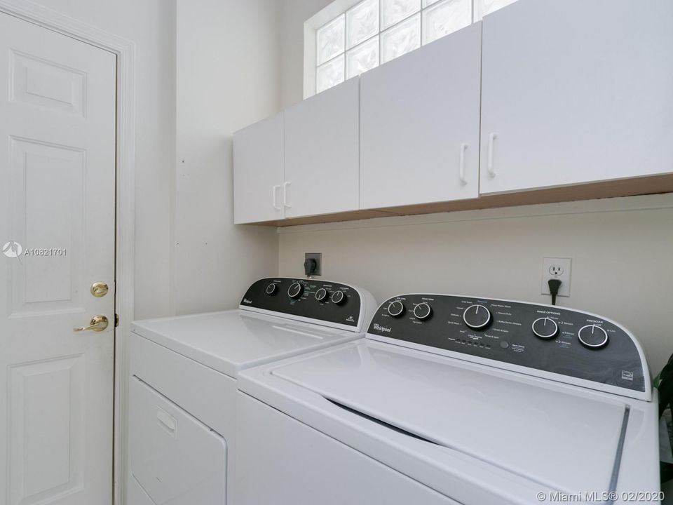 最近售出: $129,000 (2 贝兹, 2 浴室, 1820 平方英尺)