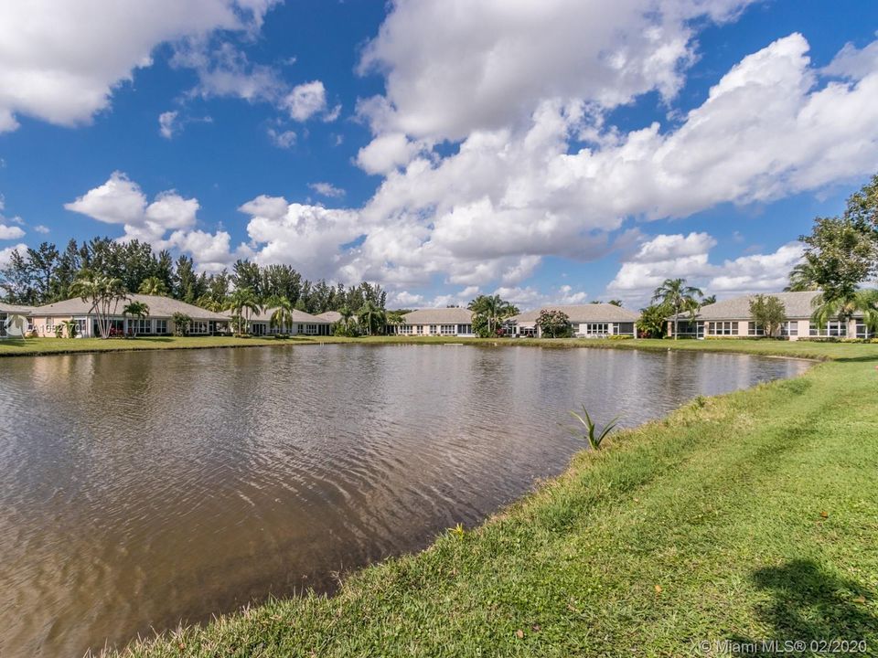 最近售出: $129,000 (2 贝兹, 2 浴室, 1820 平方英尺)