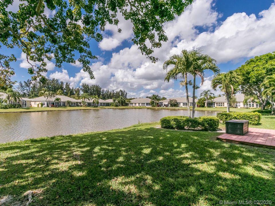 最近售出: $129,000 (2 贝兹, 2 浴室, 1820 平方英尺)