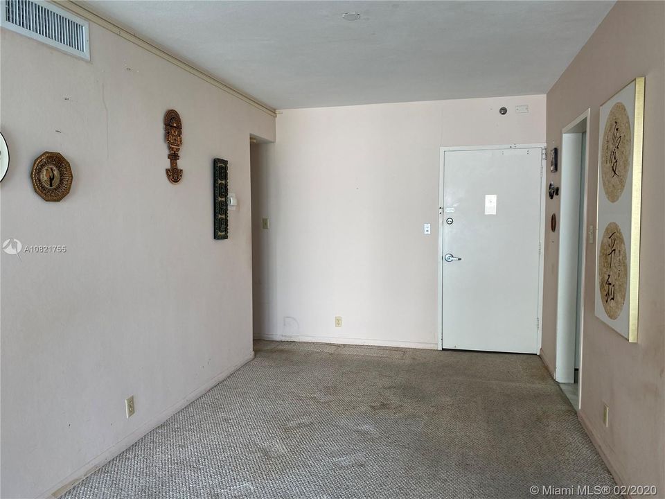 Recently Sold: $359,900 (1 beds, 1 baths, 962 Square Feet)