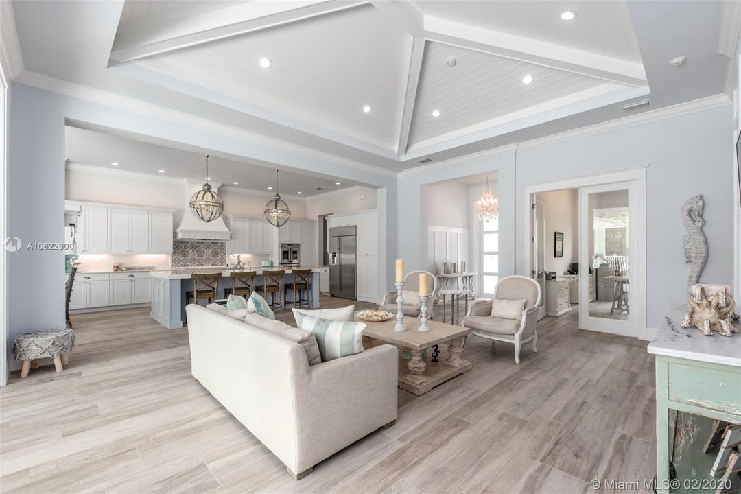 Recently Sold: $1,465,000 (3 beds, 3 baths, 3716 Square Feet)