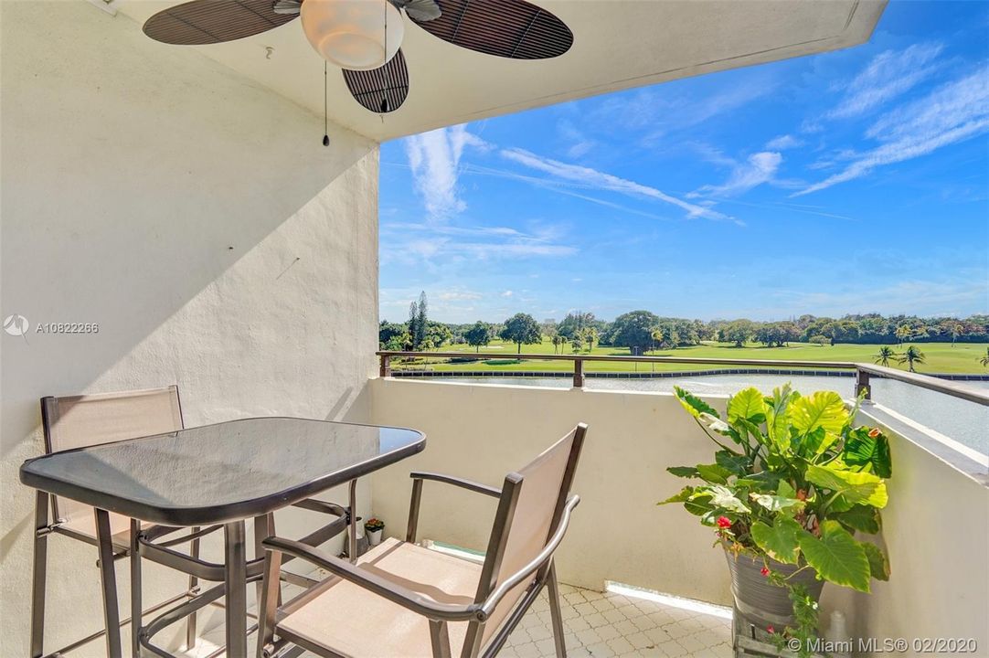 Private Balcony overlooking the water and idian creek Golf course