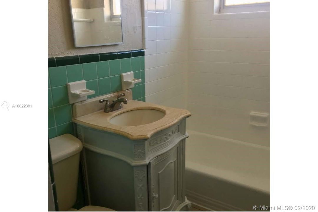 Vendido Recientemente: $85,000 (1 camas, 1 baños, 423 Pies cuadrados)