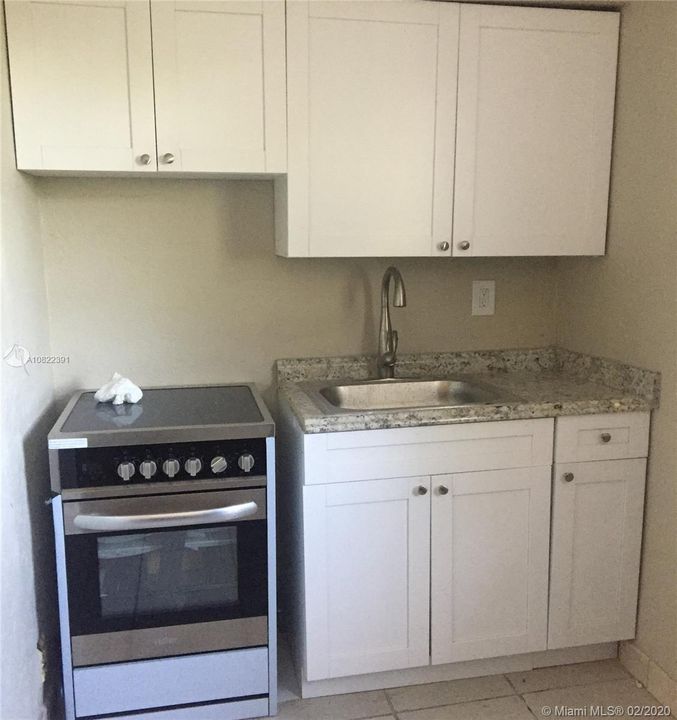 Vendido Recientemente: $85,000 (1 camas, 1 baños, 423 Pies cuadrados)