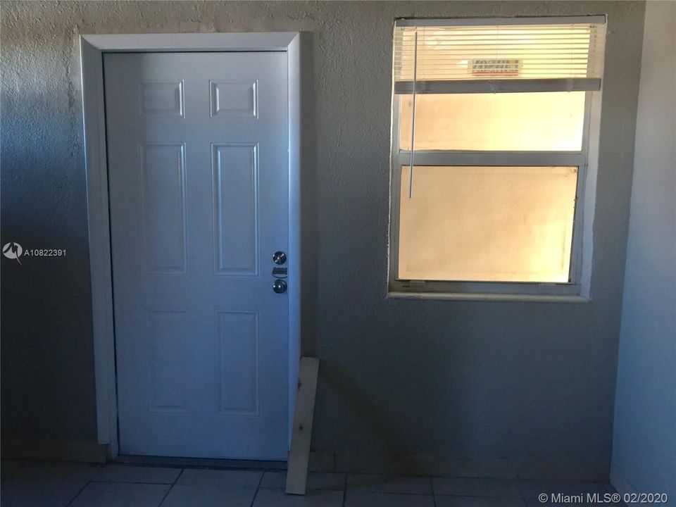 Vendido Recientemente: $85,000 (1 camas, 1 baños, 423 Pies cuadrados)