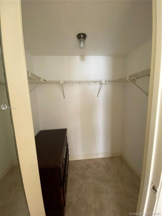 Recently Rented: $1,300 (2 beds, 2 baths, 1148 Square Feet)