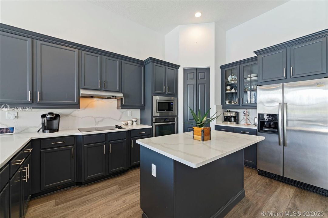 Recently Sold: $775,000 (4 beds, 3 baths, 2860 Square Feet)