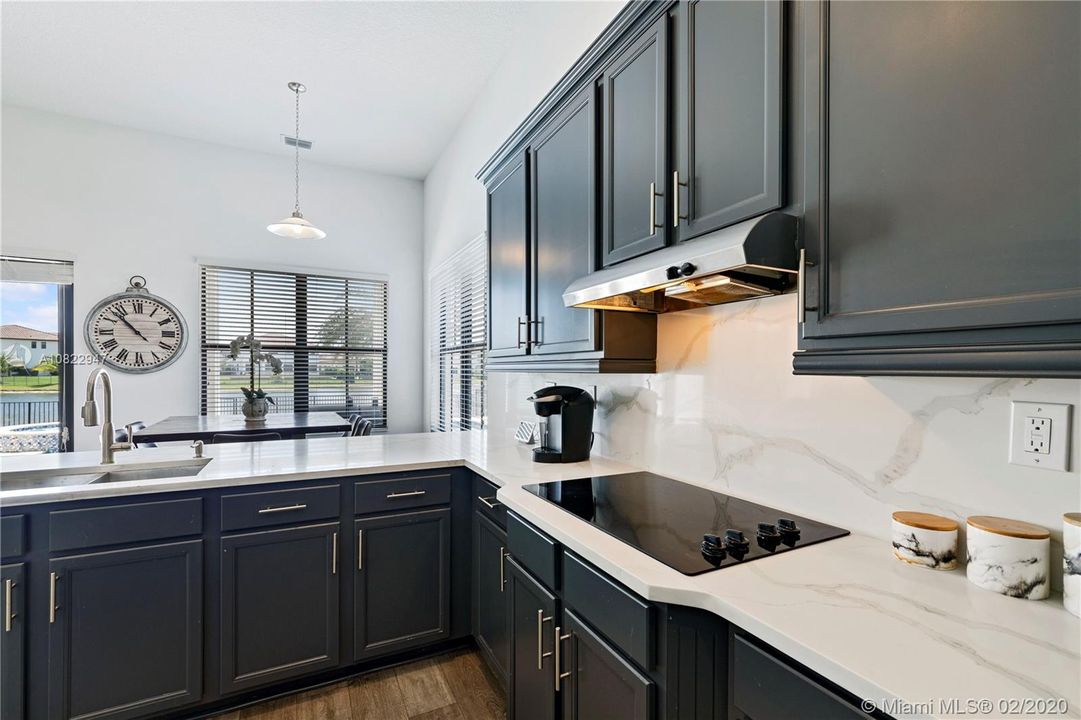Recently Sold: $775,000 (4 beds, 3 baths, 2860 Square Feet)