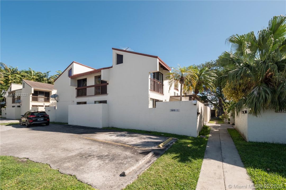 EXTERIOR FRONT. ONLY 4 APTS PER BUILDING