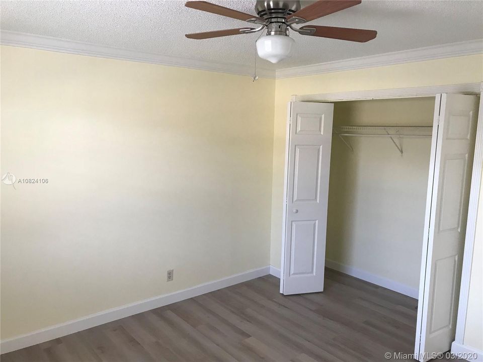 Recently Rented: $1,450 (2 beds, 1 baths, 1000 Square Feet)