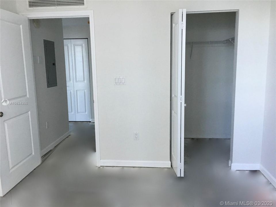 Recently Rented: $2,800 (3 beds, 2 baths, 1552 Square Feet)
