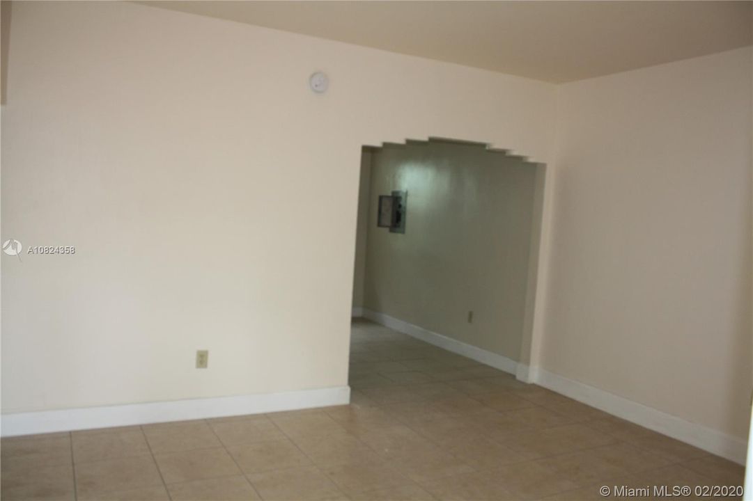 Recently Rented: $1,000 (2 beds, 1 baths, 0 Square Feet)