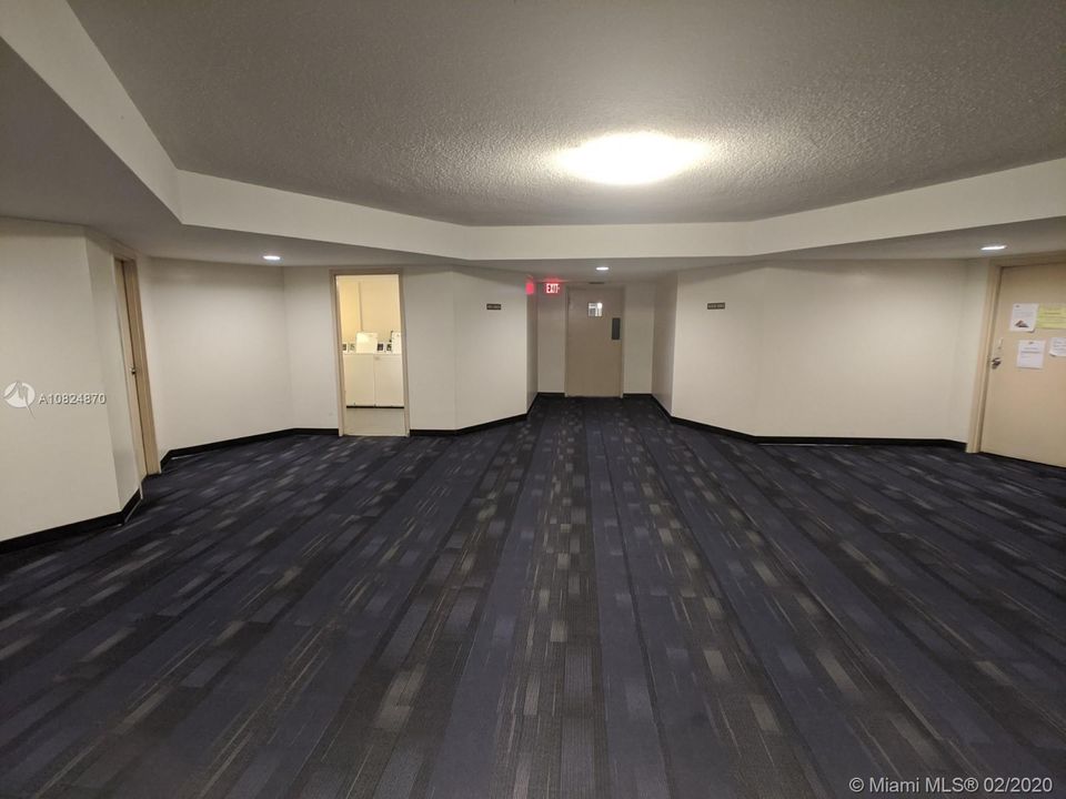 Vendido Recientemente: $99,500 (1 camas, 2 baños, 861 Pies cuadrados)