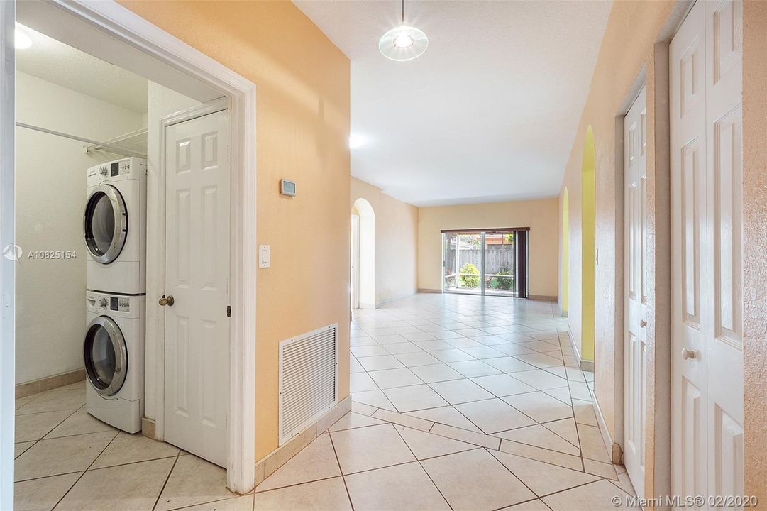 Foyer Entry