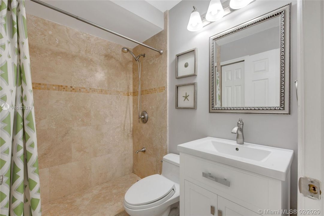 Recently Sold: $349,900 (3 beds, 2 baths, 1464 Square Feet)