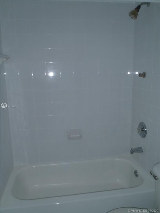 Recently Sold: $199,000 (3 beds, 2 baths, 1120 Square Feet)