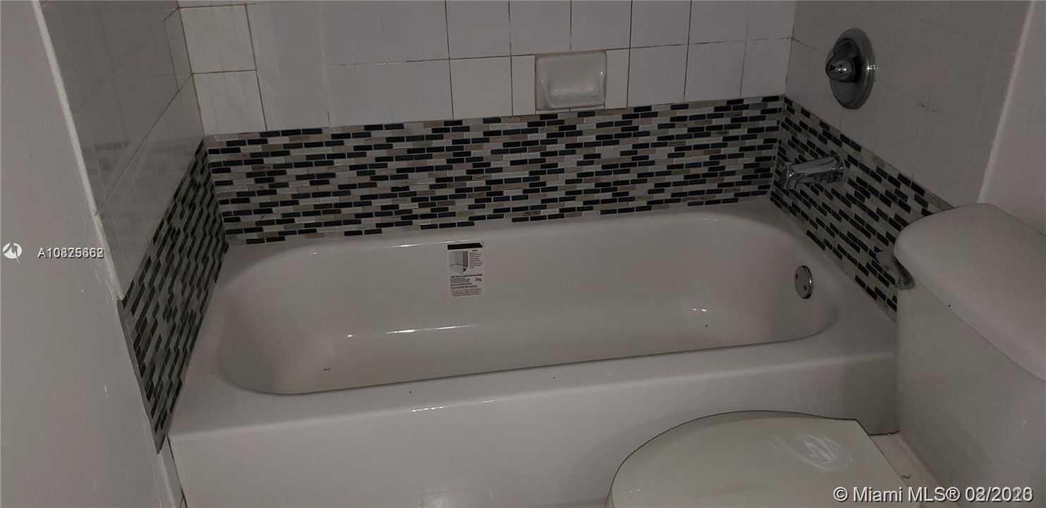 Recently Sold: $199,000 (3 beds, 2 baths, 1120 Square Feet)