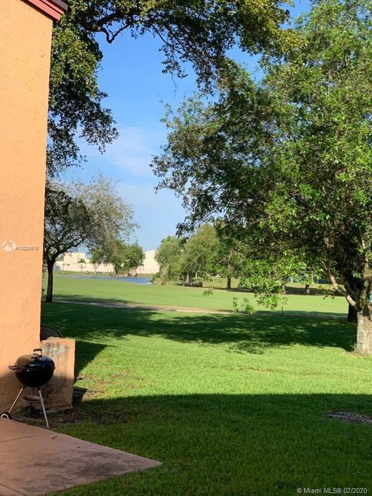 Recientemente alquilado: $1,100 (1 camas, 1 baños, 800 Pies cuadrados)