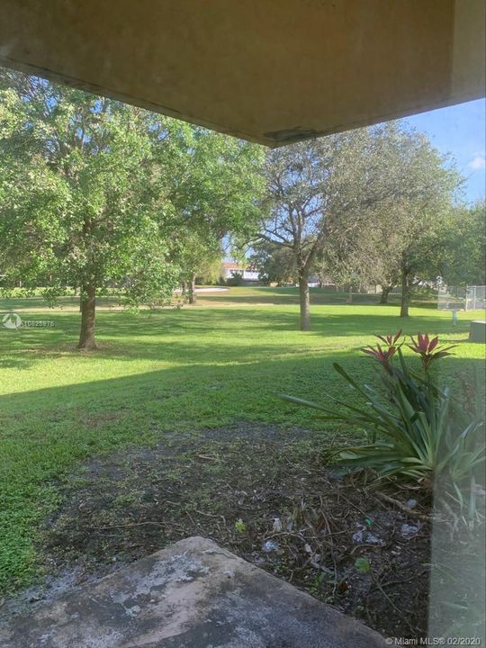 Recientemente alquilado: $1,100 (1 camas, 1 baños, 800 Pies cuadrados)