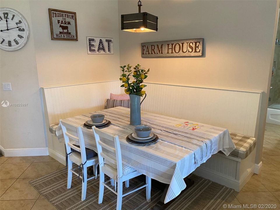 Recently Sold: $450,000 (4 beds, 2 baths, 2076 Square Feet)