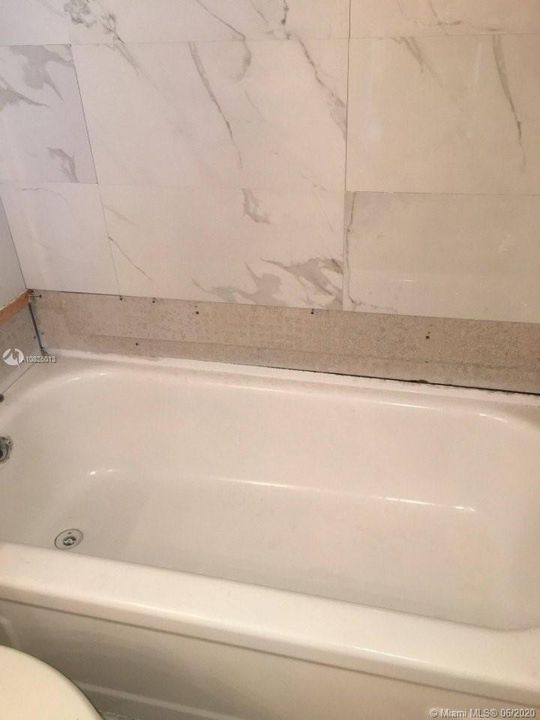 Recently Sold: $59,990 (1 beds, 1 baths, 616 Square Feet)