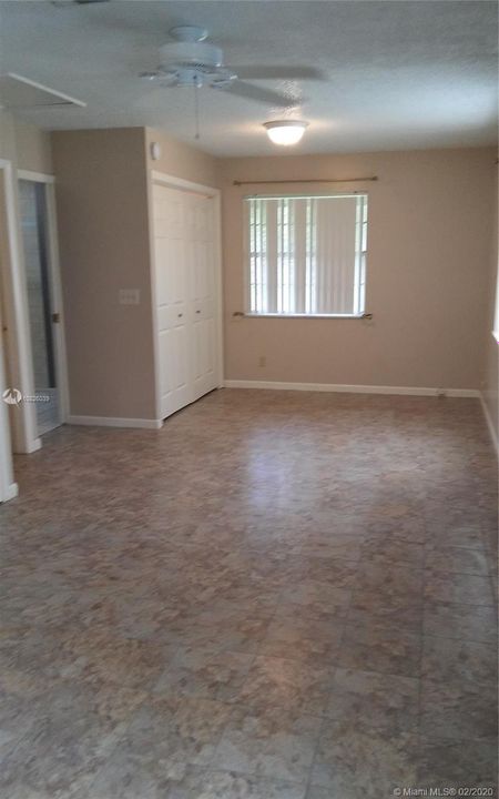 Recently Rented: $2,250 (2 beds, 2 baths, 1500 Square Feet)