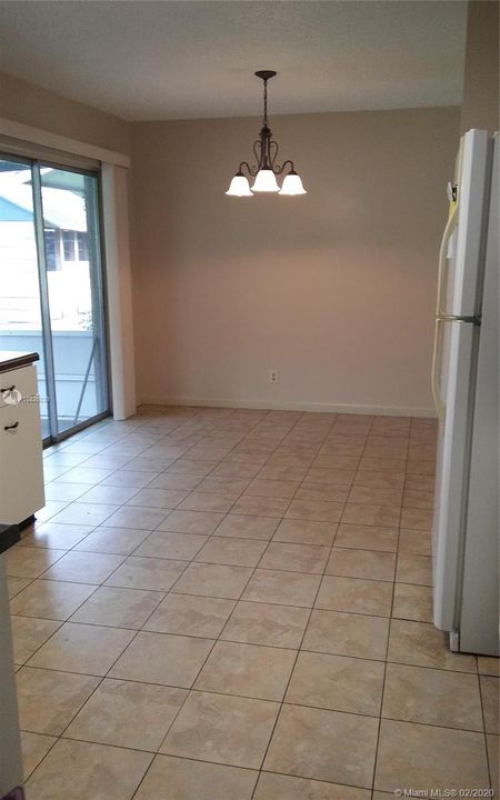 Recently Rented: $2,250 (2 beds, 2 baths, 1500 Square Feet)