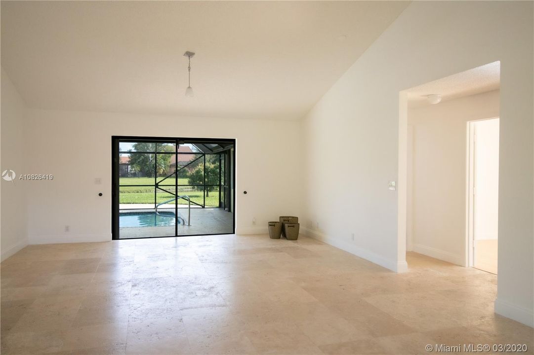 Recently Sold: $415,000 (3 beds, 2 baths, 1794 Square Feet)