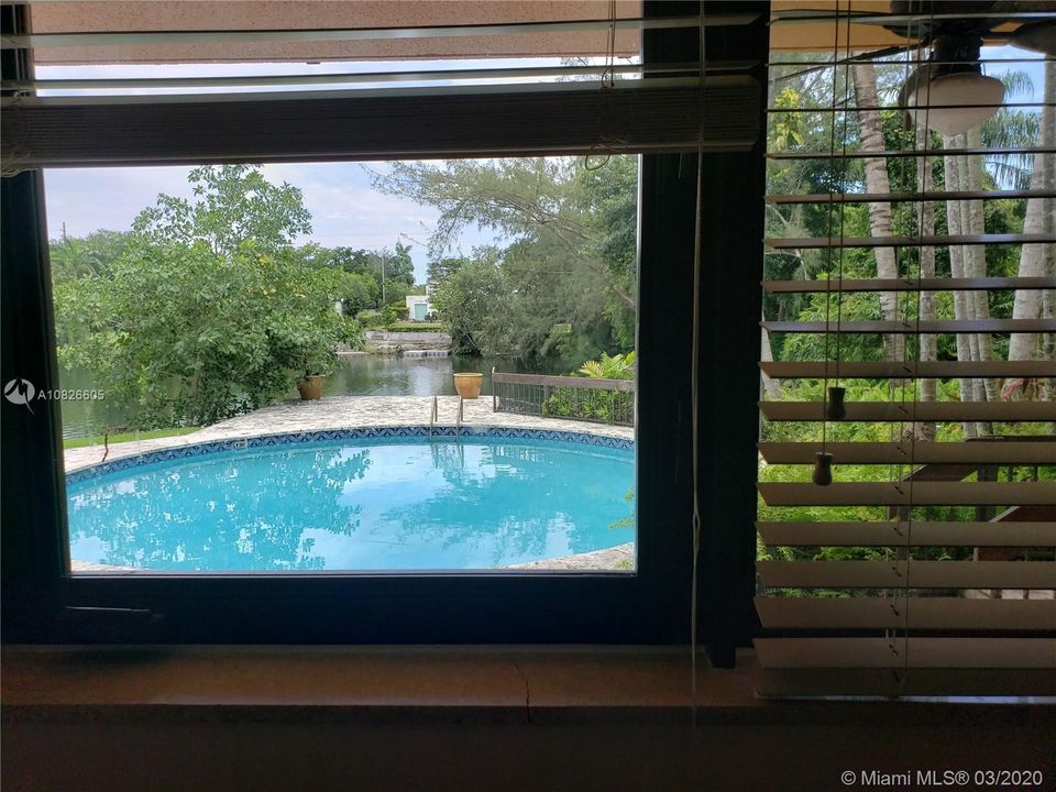 Recientemente alquilado: $7,400 (4 camas, 5 baños, 4207 Pies cuadrados)