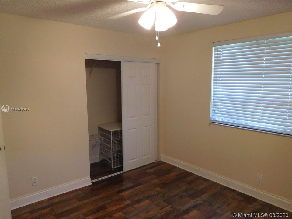 Recently Rented: $2,000 (3 beds, 2 baths, 1200 Square Feet)