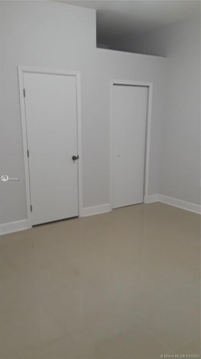 Recently Rented: $1,100 (1 beds, 1 baths, 0 Square Feet)