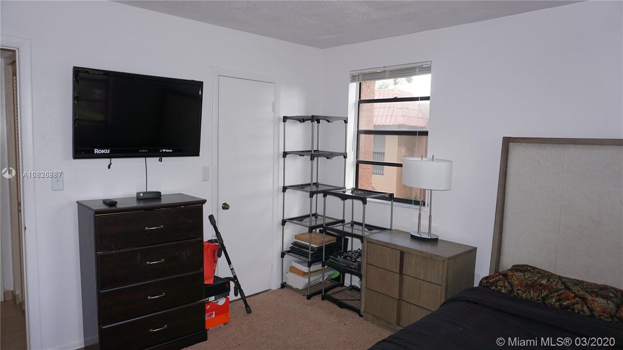 Recently Sold: $150,000 (2 beds, 2 baths, 1080 Square Feet)