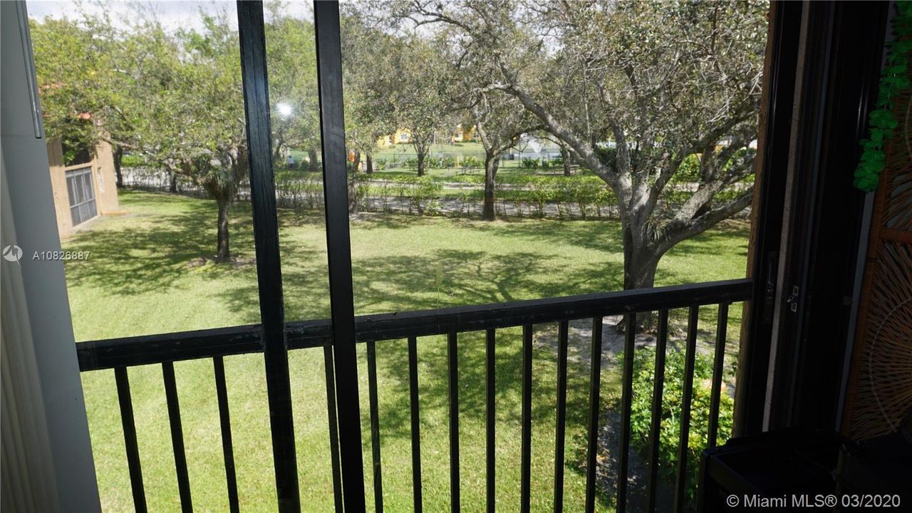 Recently Sold: $150,000 (2 beds, 2 baths, 1080 Square Feet)