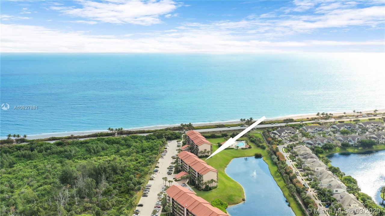 Direct Ocean & Lake Views!
