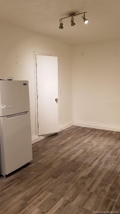 Recientemente alquilado: $900 (0 camas, 1 baños, 992 Pies cuadrados)