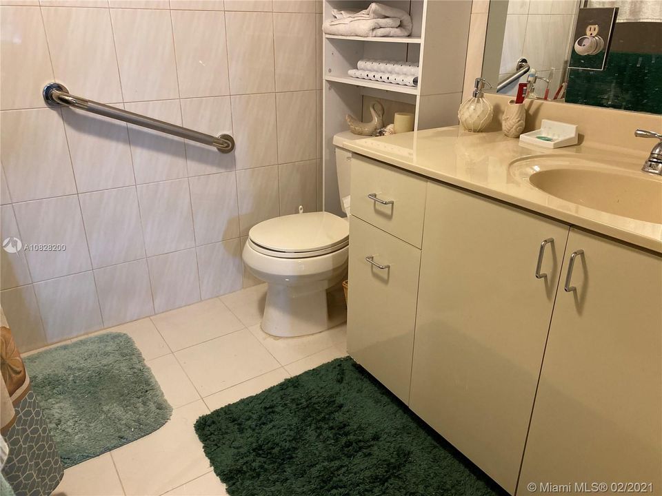Недавно продано: $595,000 (3 спален, 2 ванн, 1144 Квадратных фут)