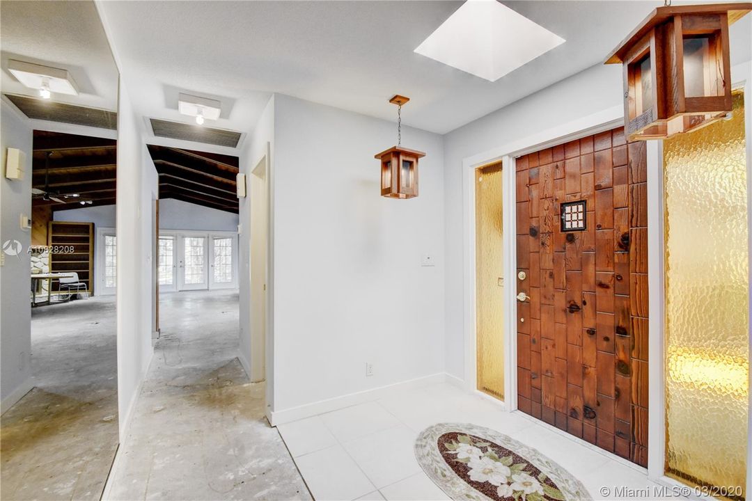 Recently Sold: $939,900 (4 beds, 3 baths, 3040 Square Feet)