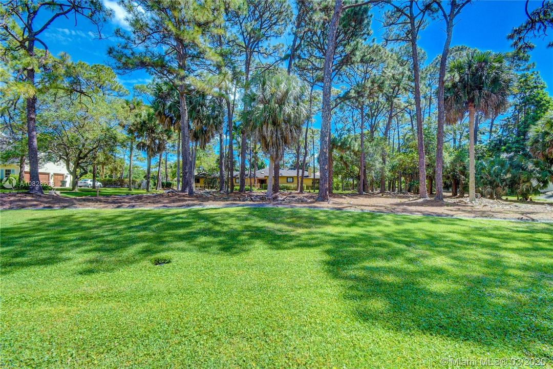 Recently Sold: $939,900 (4 beds, 3 baths, 3040 Square Feet)