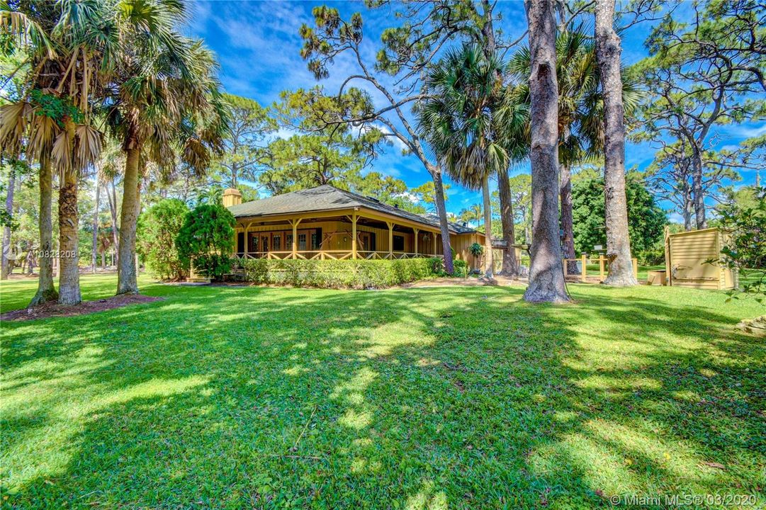 Recently Sold: $939,900 (4 beds, 3 baths, 3040 Square Feet)