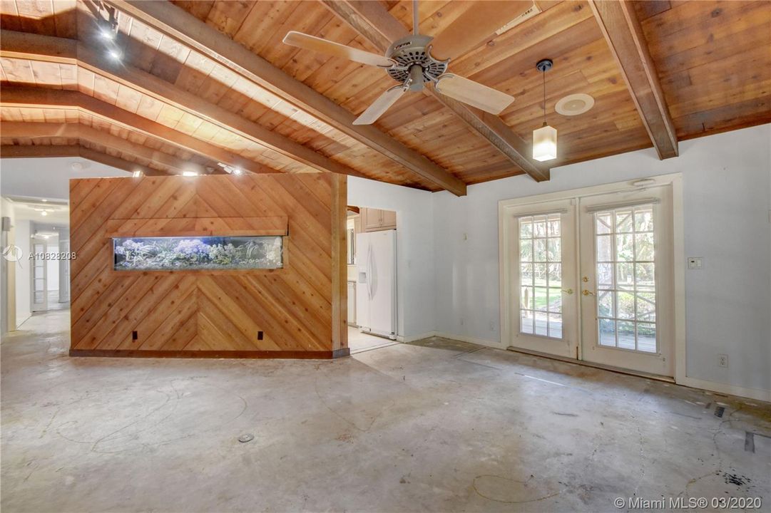 Recently Sold: $939,900 (4 beds, 3 baths, 3040 Square Feet)