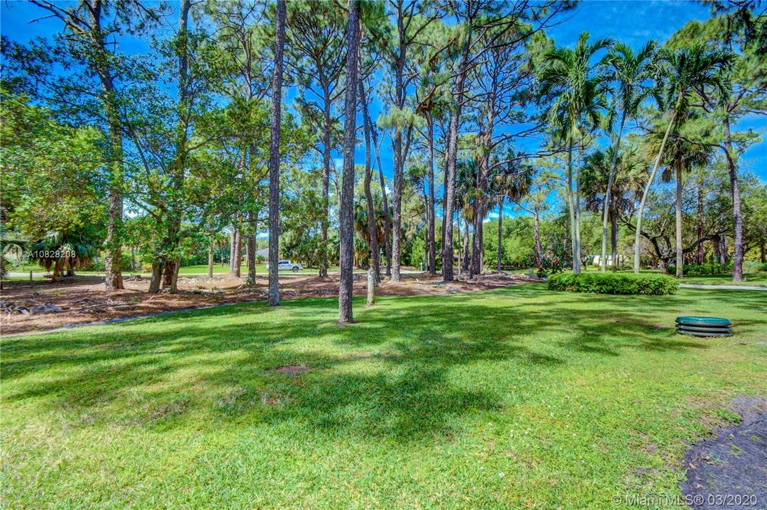 Recently Sold: $939,900 (4 beds, 3 baths, 3040 Square Feet)