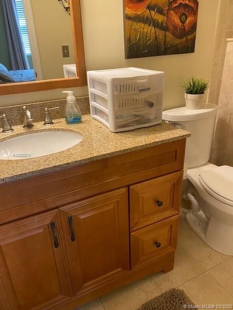 Recently Sold: $319,900 (2 beds, 2 baths, 1131 Square Feet)