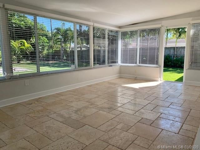 Recientemente alquilado: $3,600 (4 camas, 2 baños, 1790 Pies cuadrados)
