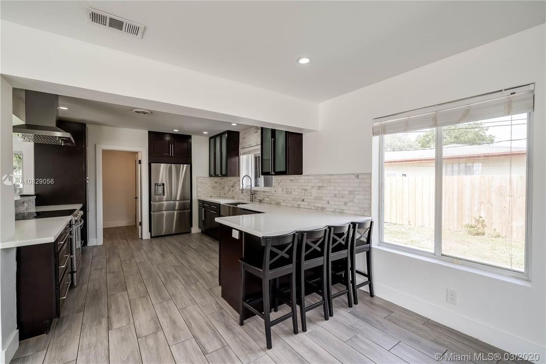 Recently Rented: $3,500 (3 beds, 2 baths, 1666 Square Feet)